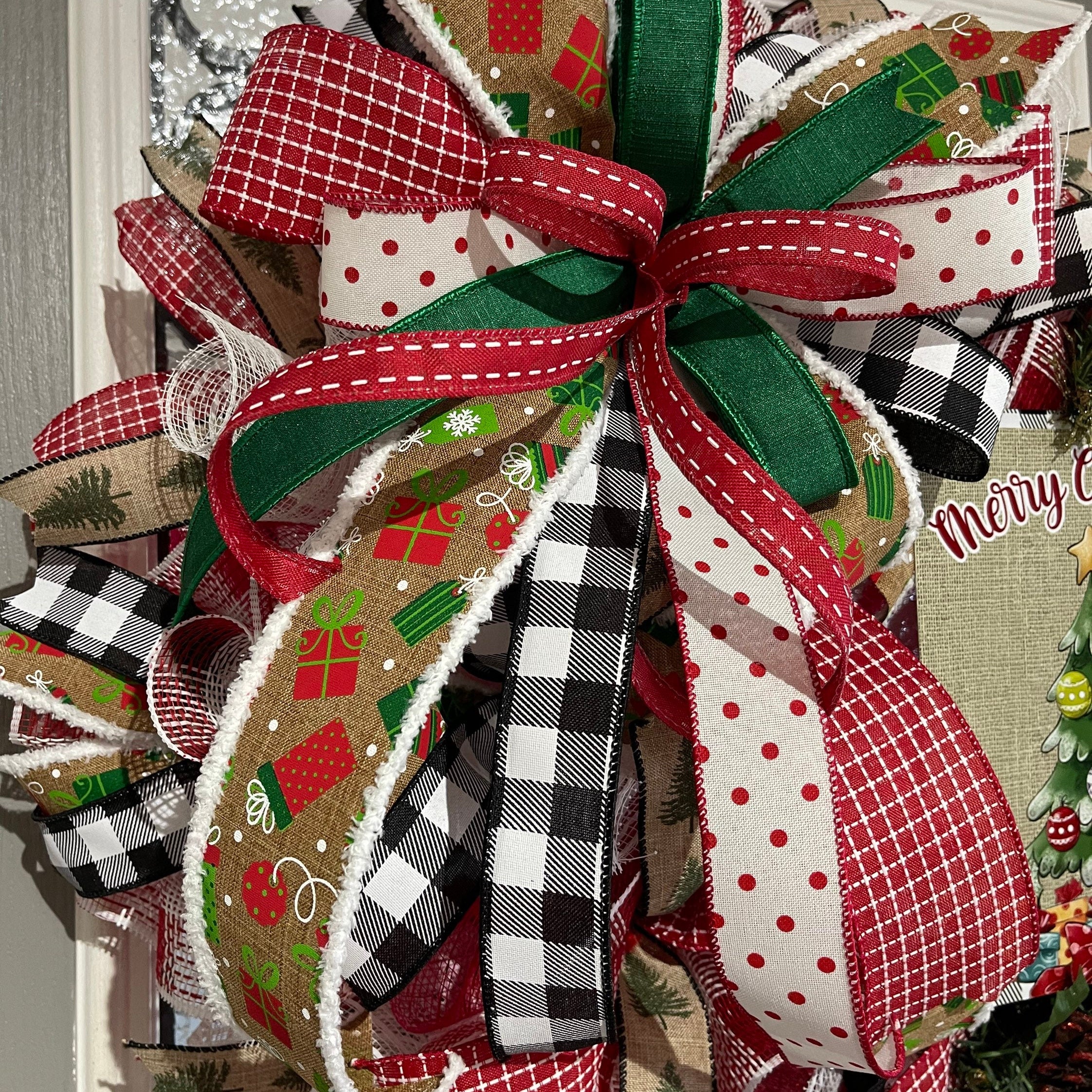 Christmas Wreath for your front door, Merry Christmas door decor, Traditional Christmas wreath, Woodland decorations