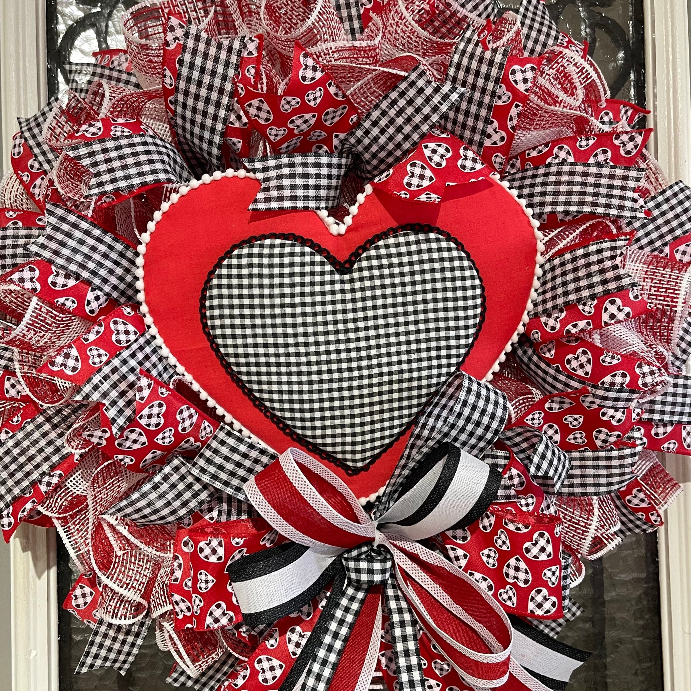 Valentine Wreath for your door, Heart Valentine Wreath, Valentines Wreath, Desert Wreath Creations