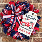 America Land of the Free Patriotic Wreath
