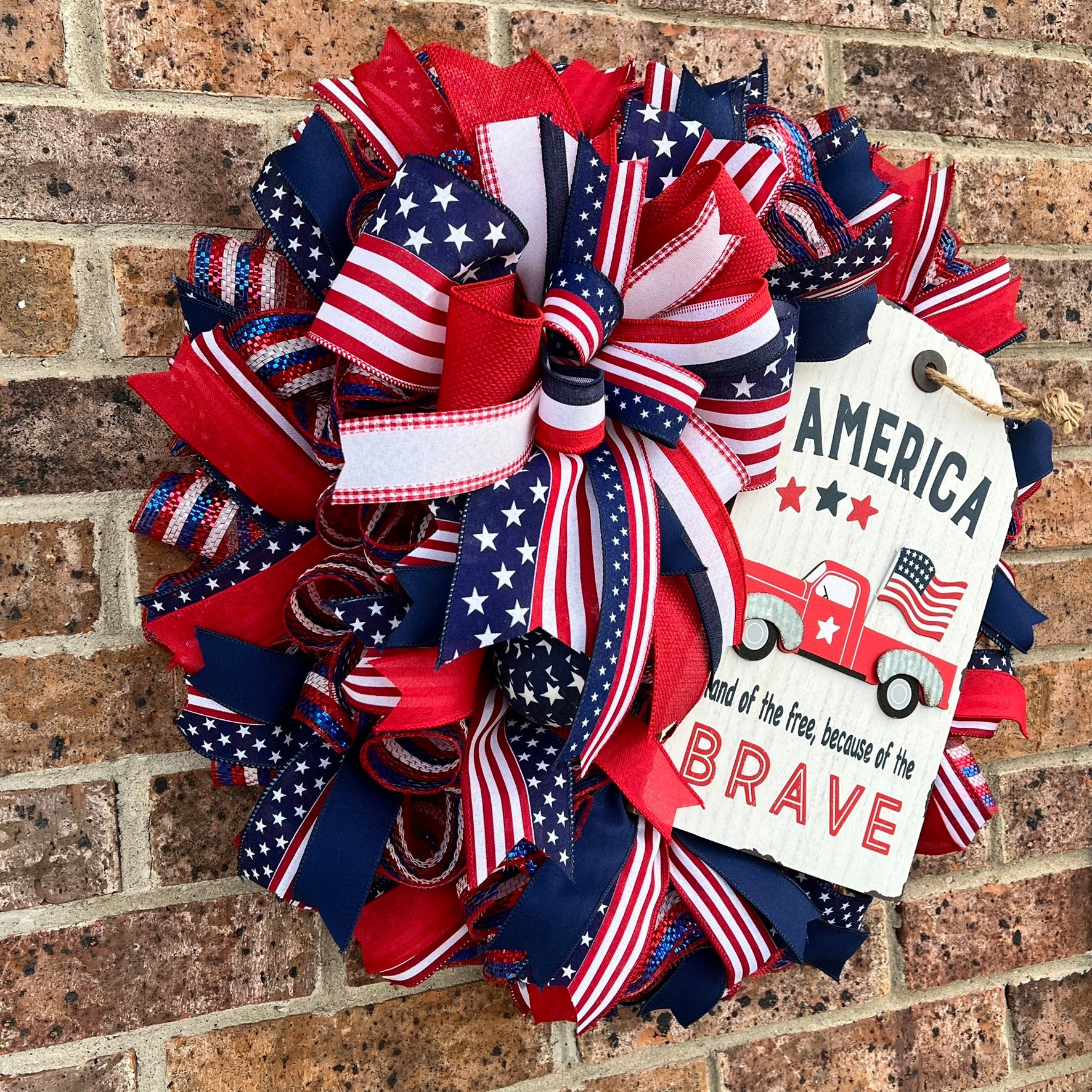 America Land of the Free Patriotic Wreath 