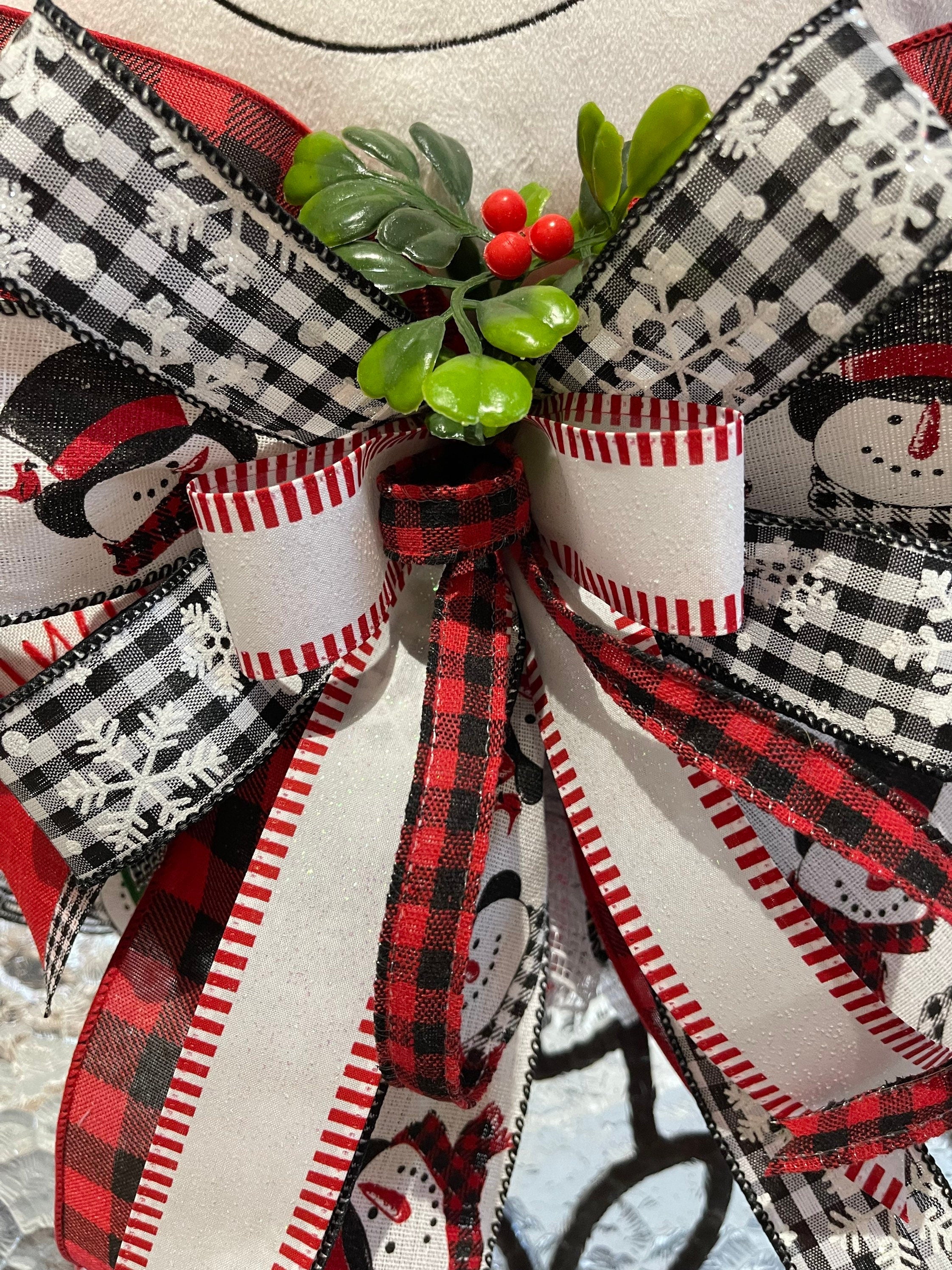 Snowman Christmas Wreath for your door, Traditional red and black Buffalo check Christmas decor, Farmhouse Christmas wreath