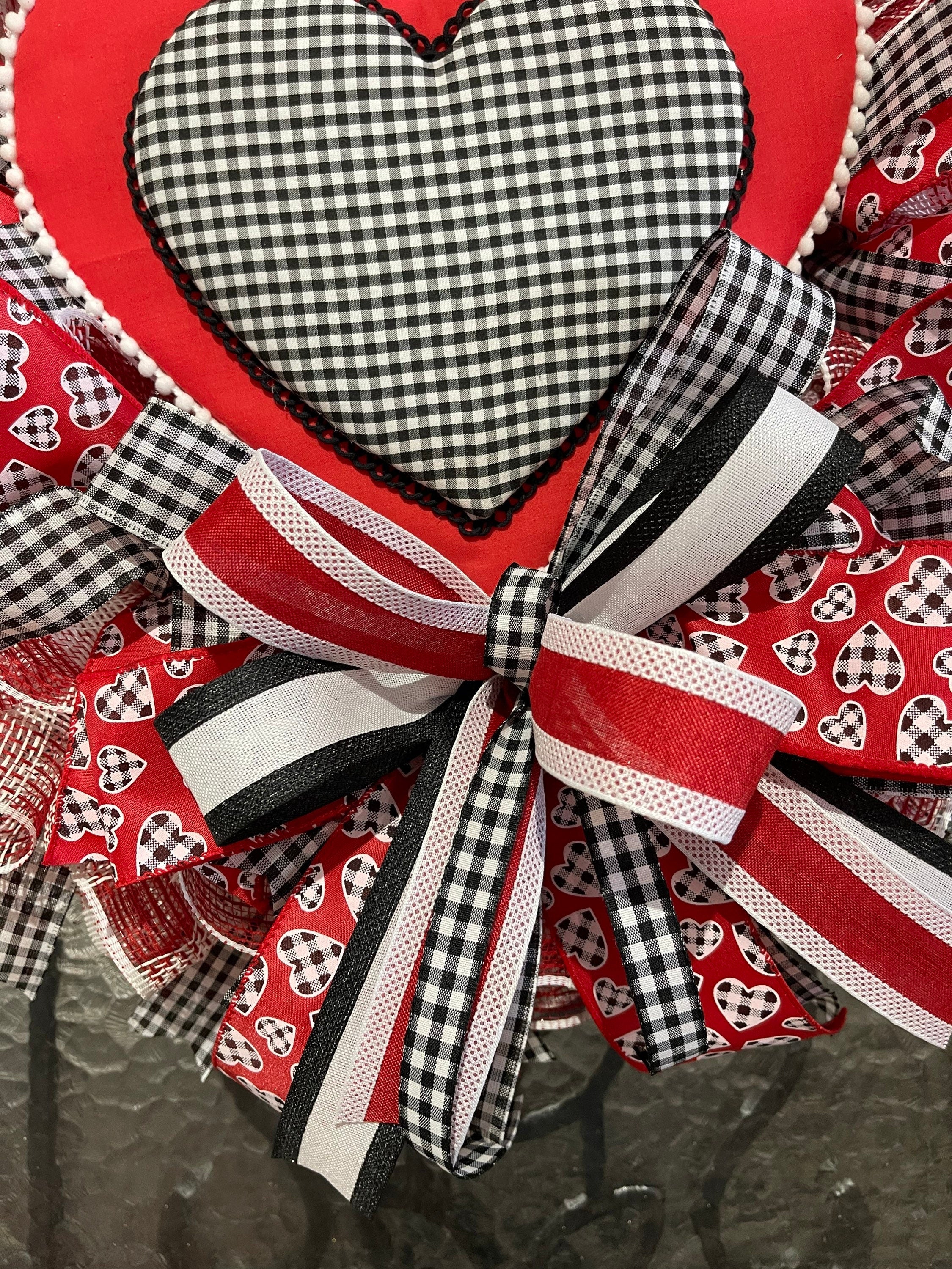 Valentine Wreath for your door, Heart Valentine Wreath, Valentines Wreath, Desert Wreath Creations