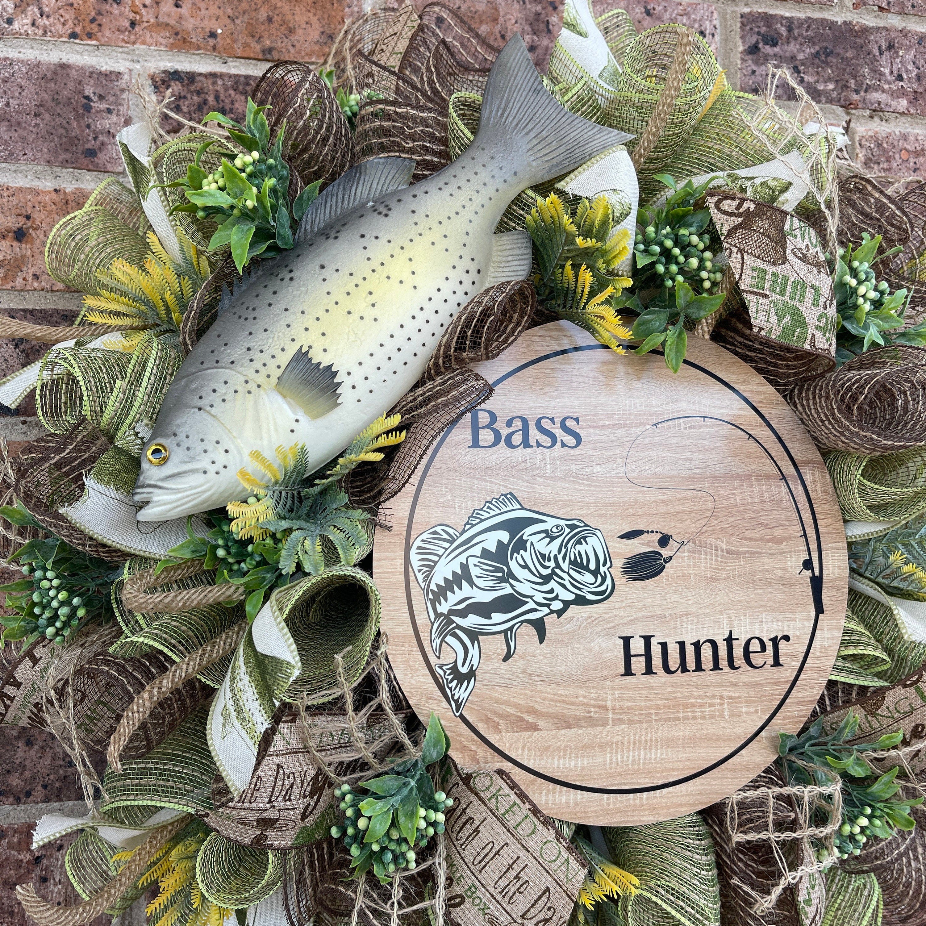 Fishing Wreath, Large Mouth Bass Fishing Décor, Fishing Camp Wreath, Father's Day Wreath, Porch Decorations