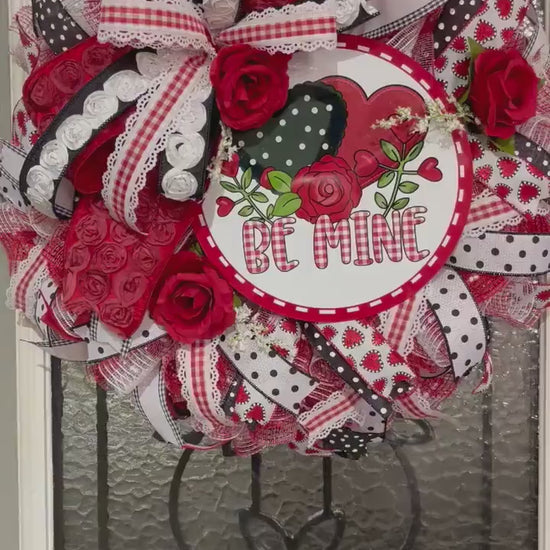 Valentine Wreath for your door, Be Mine Valentine Wreath, Farmhouse Wreath, Desert Wreath Creations