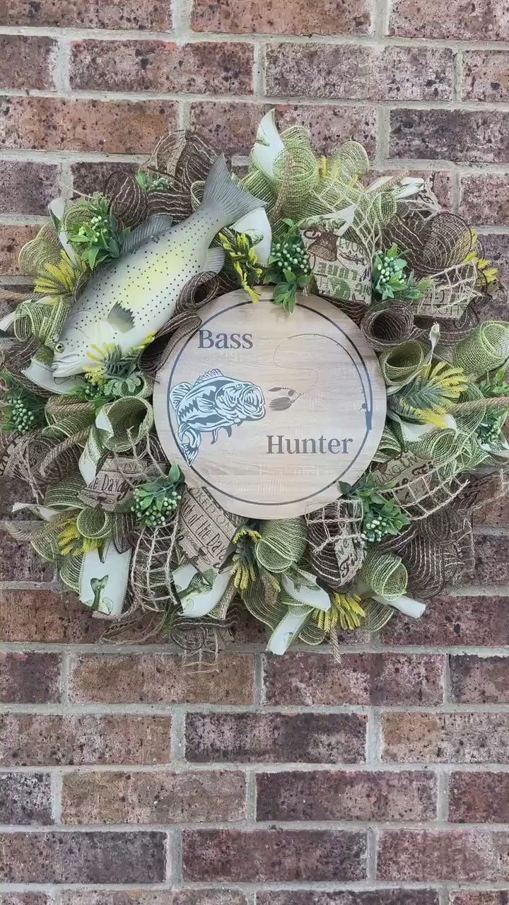 Fishing Wreath, Large Mouth Bass Fishing Décor, Fishing Camp Wreath, Father's Day Wreath, Porch Decorations