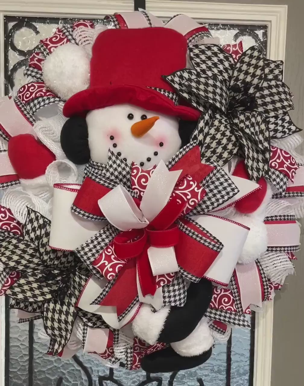 Christmas Snowman Wreath, 27 inch diamenter, Black and White houndstiith poinsettias, Snowman with legs and mittens
