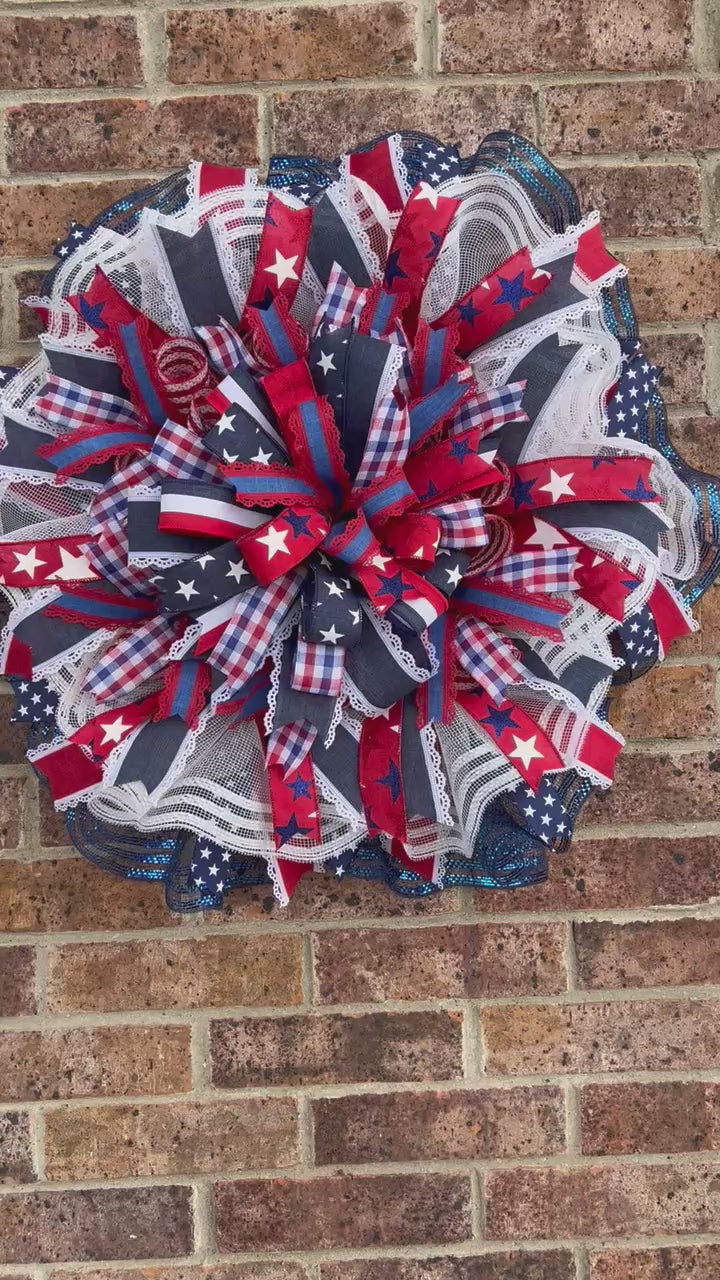 Queen Ann Patriotic Wreath – Star-Spangled Summer Beauty